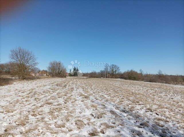 Parcela na predaj 2737 m² – Žminj