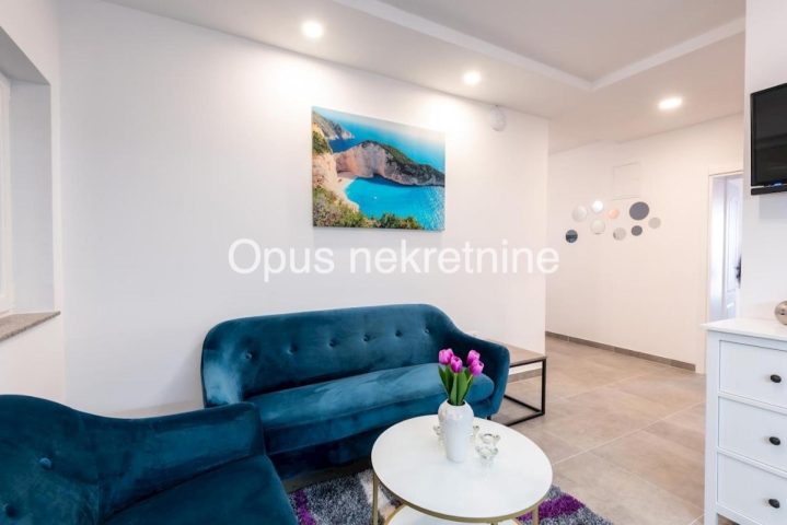 House for sale 538 m² – Gradac