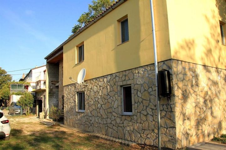 Casa in vendita 130 m² – Tribalj