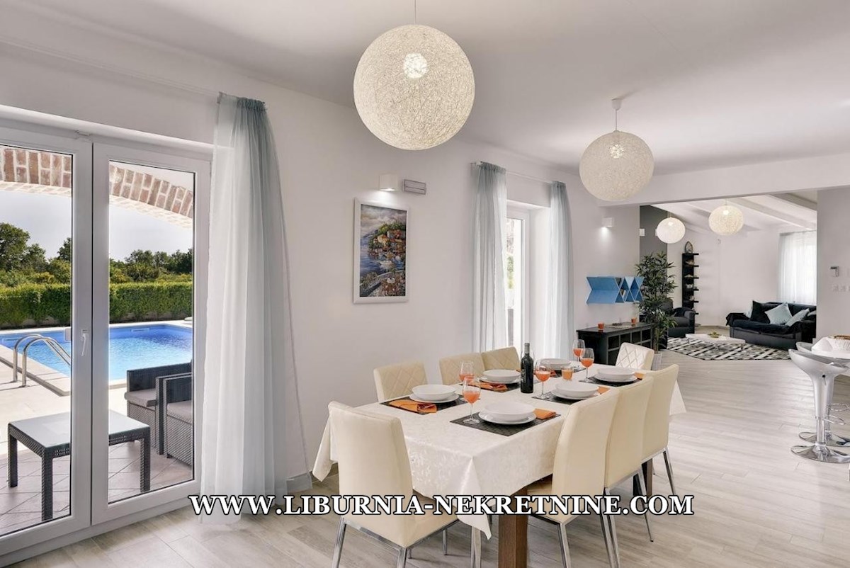 House For sale - ISTARSKA MEDULIN