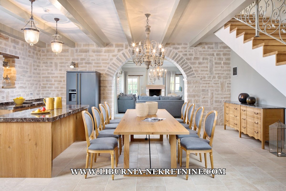 Dom Na sprzedaż - ISTARSKA ROVINJ