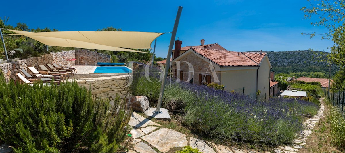 Casa In vendita - PRIMORSKO-GORANSKA VINODOLSKA OPĆINA