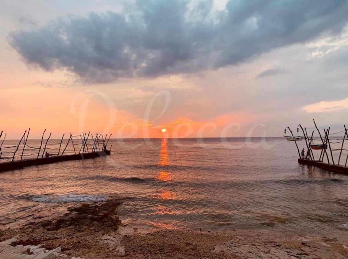 Kuća Na prodaju - ISTARSKA UMAG