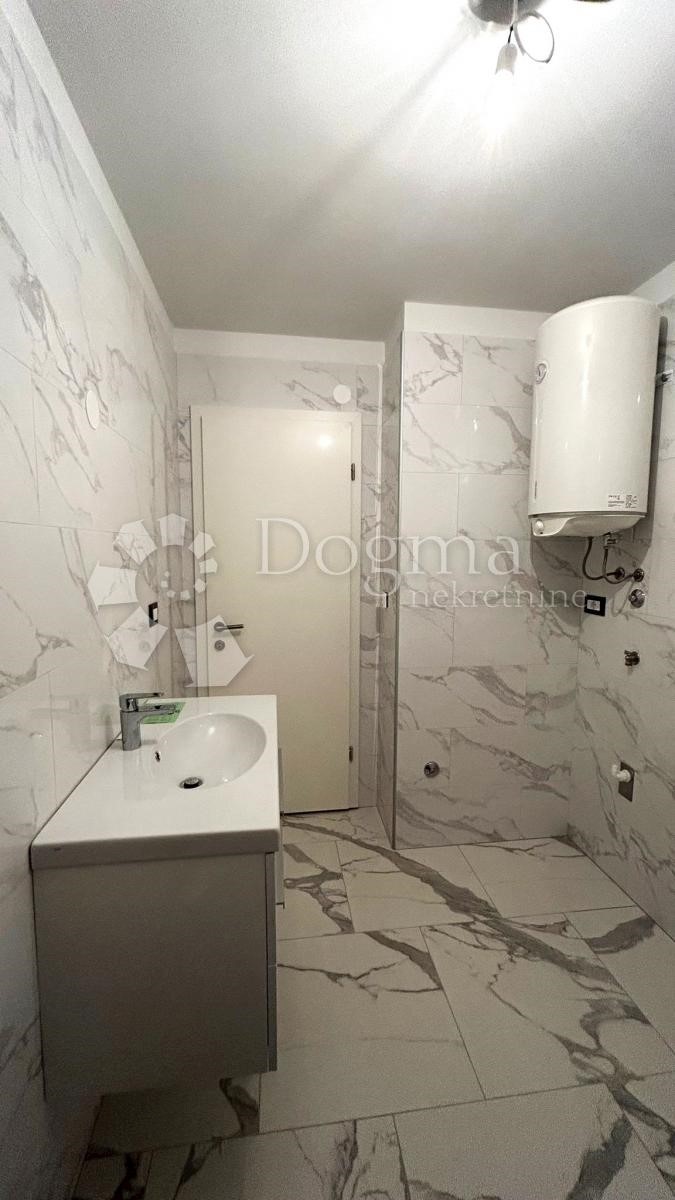 Apartma Na predaj - ISTARSKA POREČ