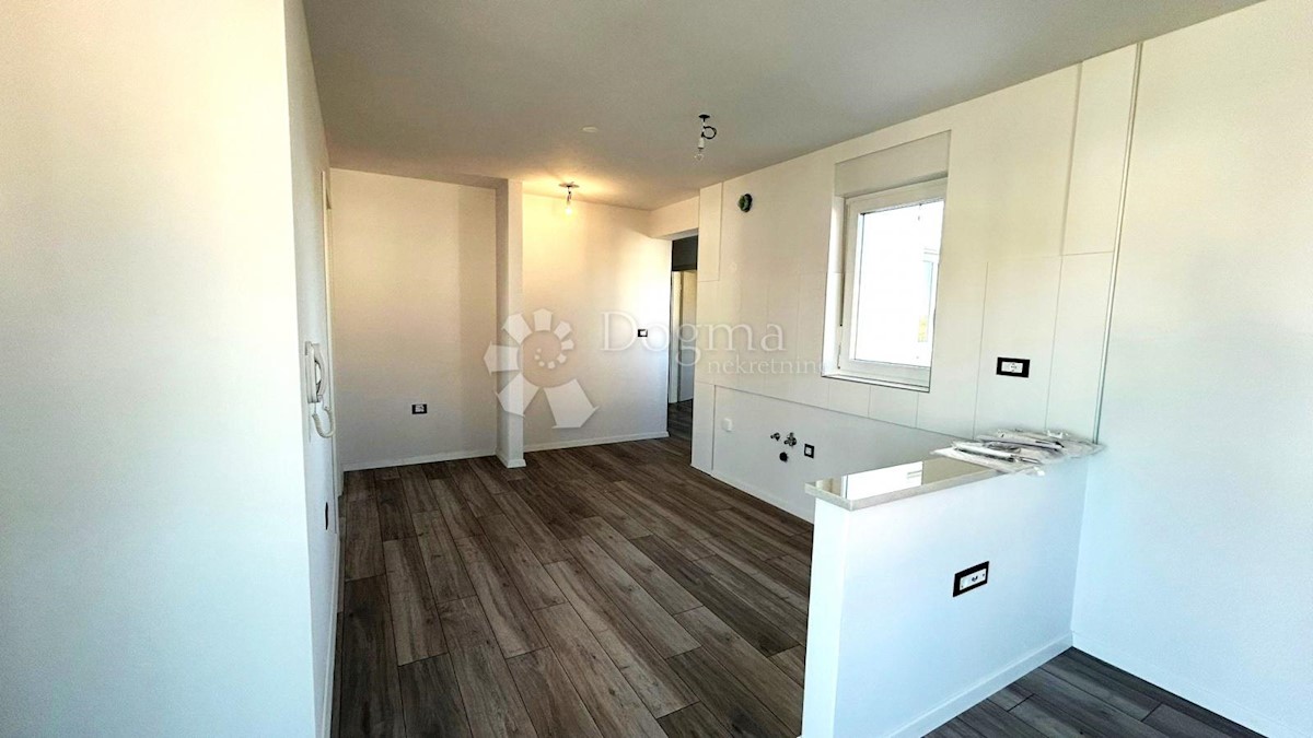 Apartma Na predaj - ISTARSKA POREČ