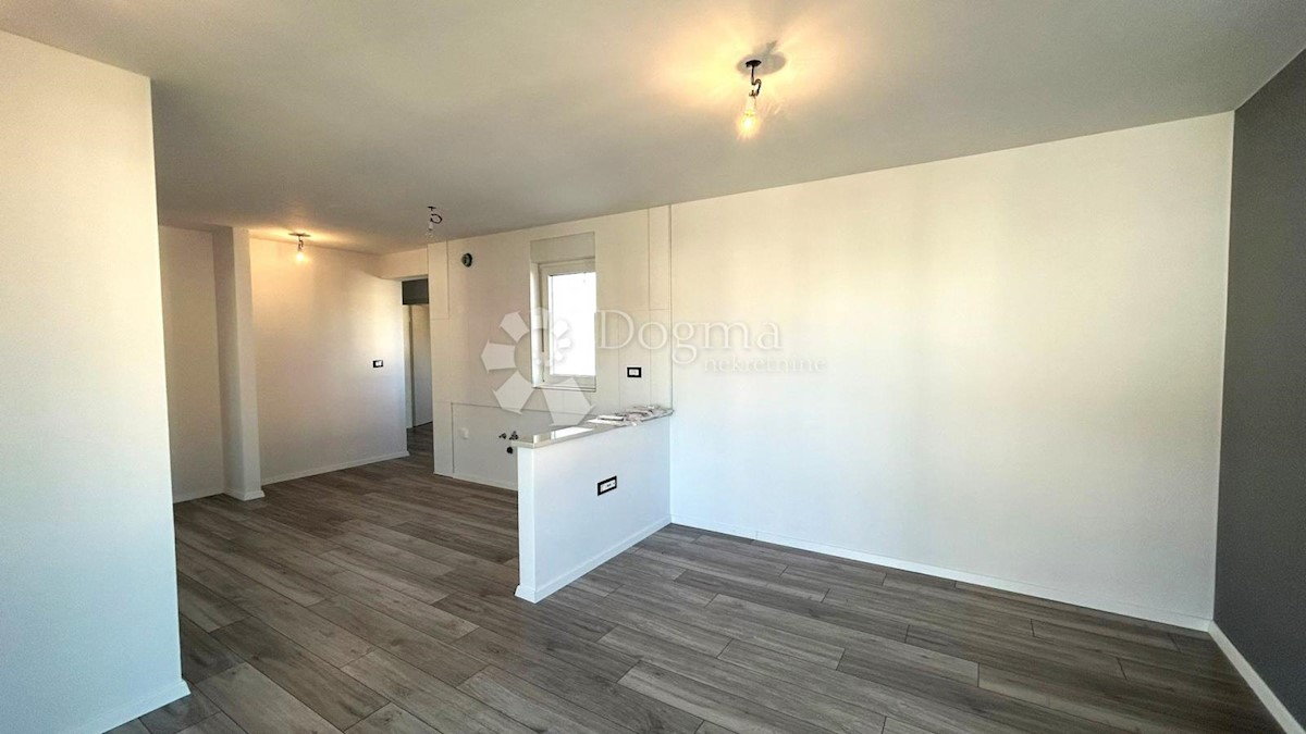 Apartma Na predaj - ISTARSKA POREČ