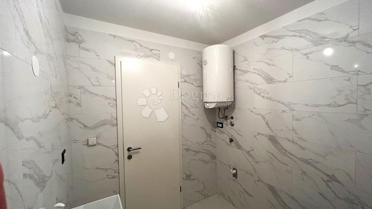 Apartma Na predaj - ISTARSKA POREČ