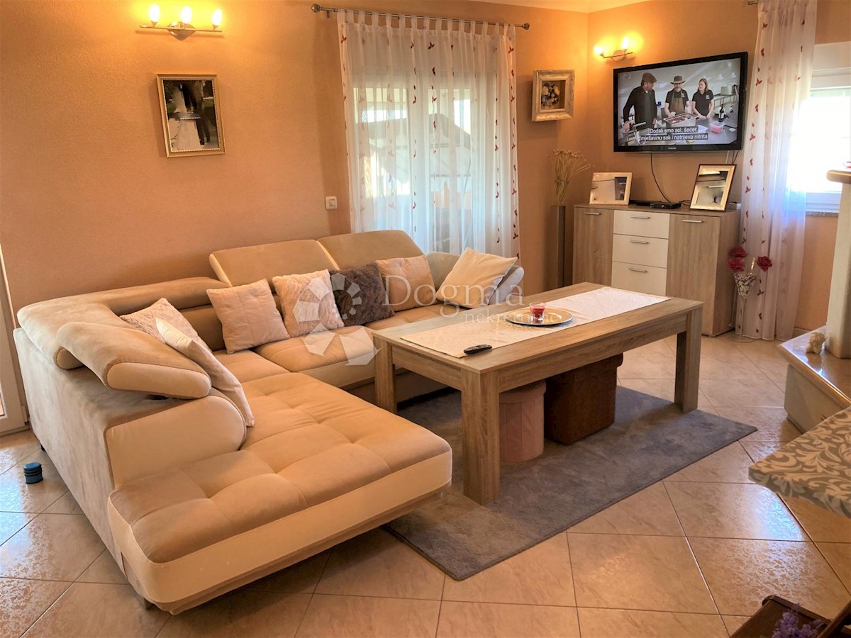 Apartma Na predaj - ISTARSKA NOVIGRAD