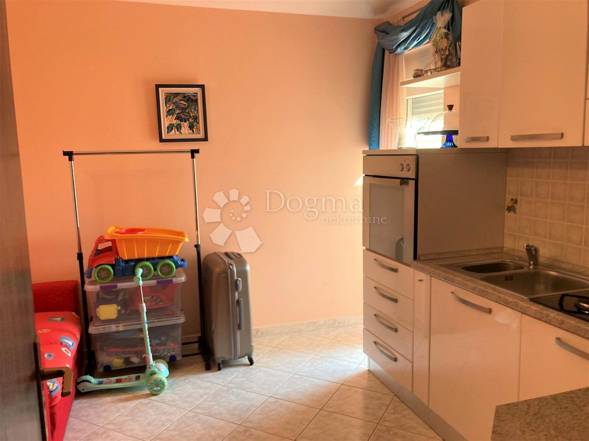 Apartma Na predaj - ISTARSKA NOVIGRAD