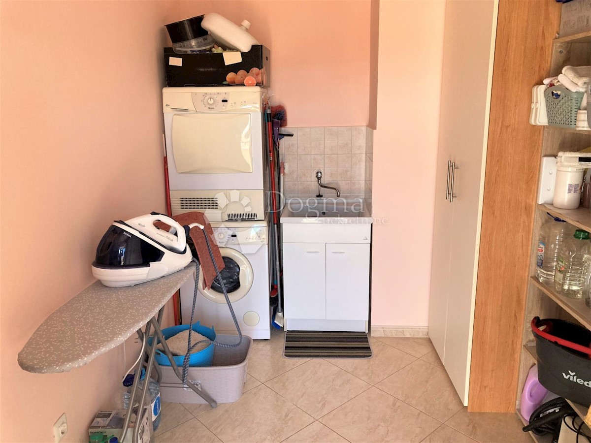 Apartma Na predaj - ISTARSKA NOVIGRAD