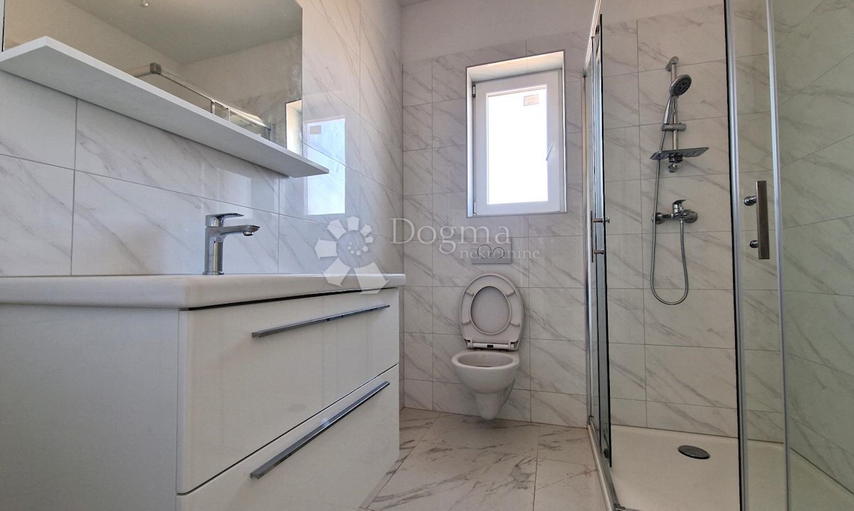 Flat For sale - ISTARSKA PULA