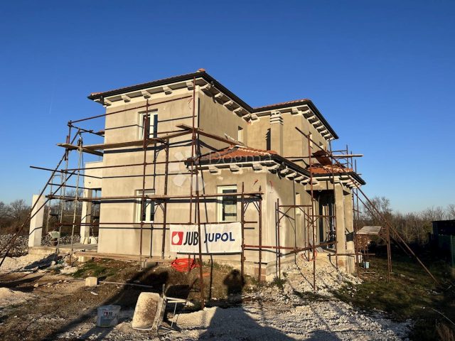 Kuća na prodaju 280 m² – Kanfanar