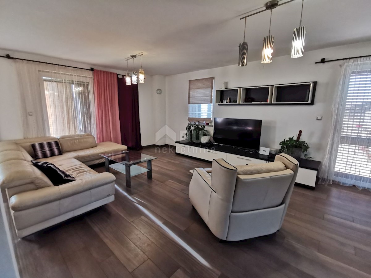 Haus Zu verkaufen - PRIMORSKO-GORANSKA KRALJEVICA