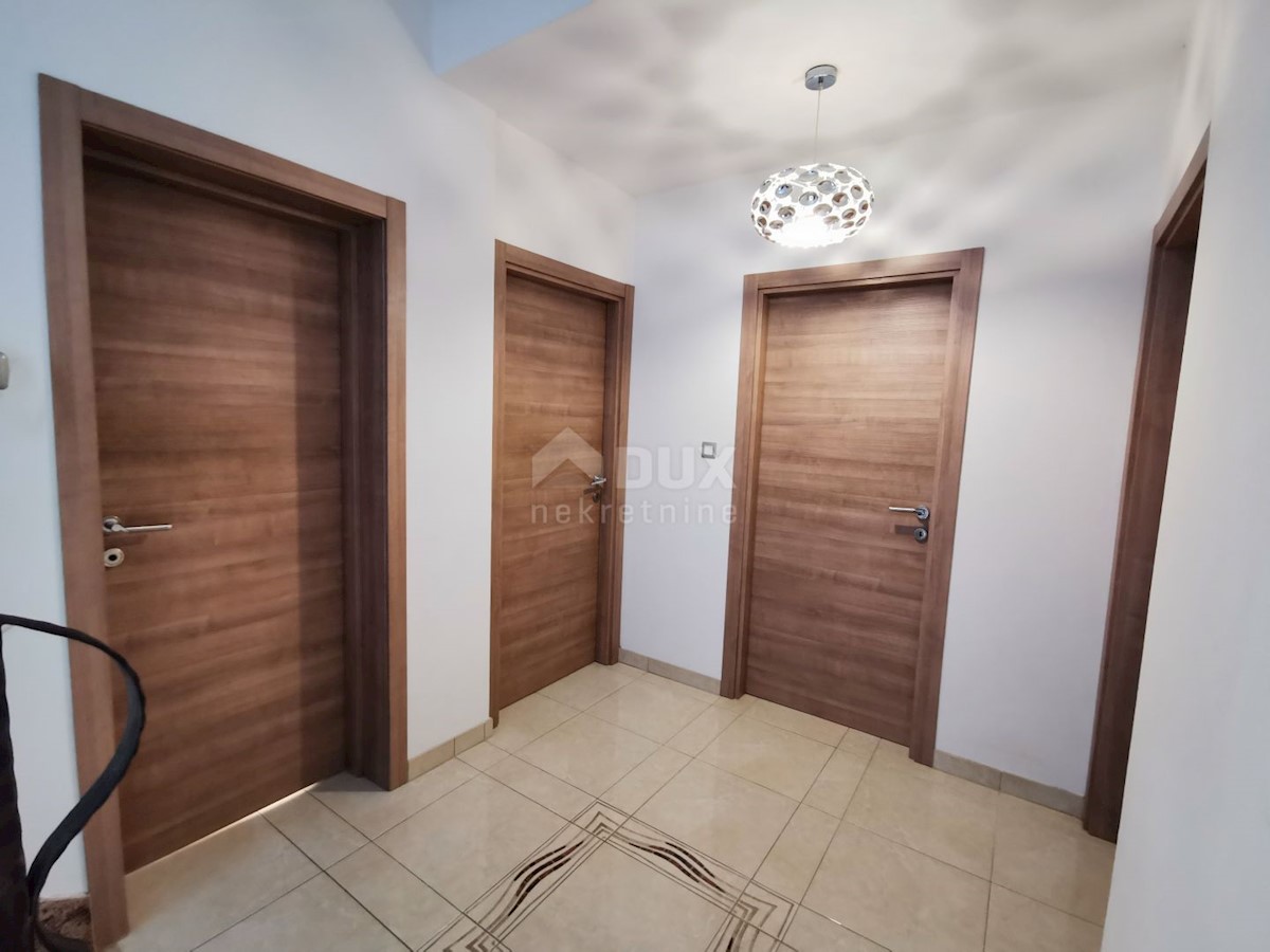 Haus Zu verkaufen - PRIMORSKO-GORANSKA KRALJEVICA