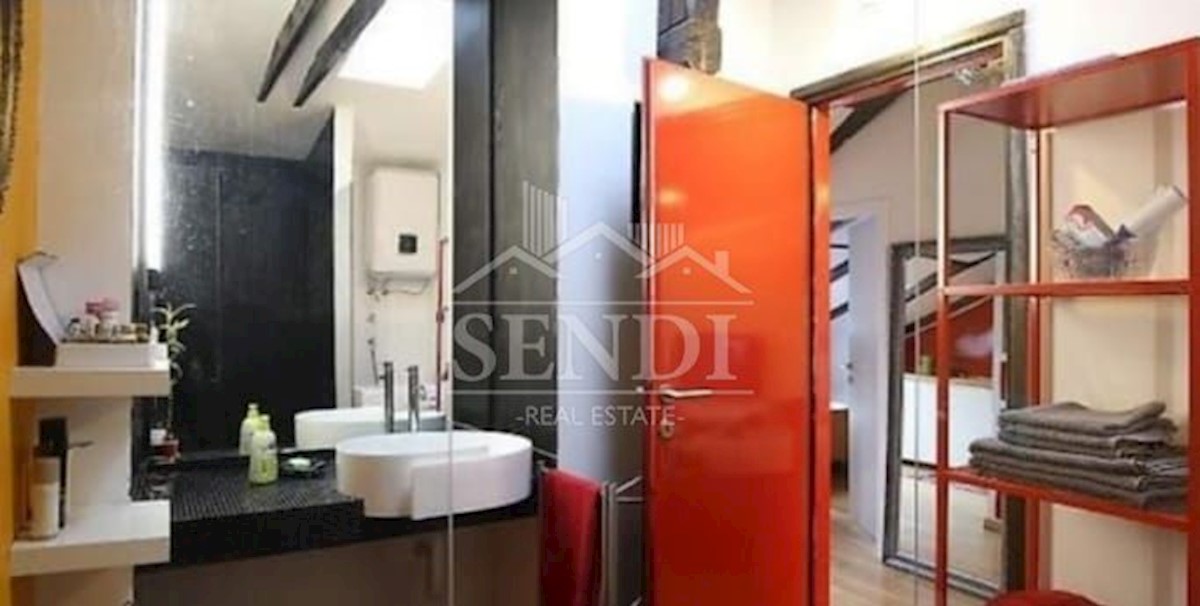 Appartement À louer - PRIMORSKO-GORANSKA RIJEKA