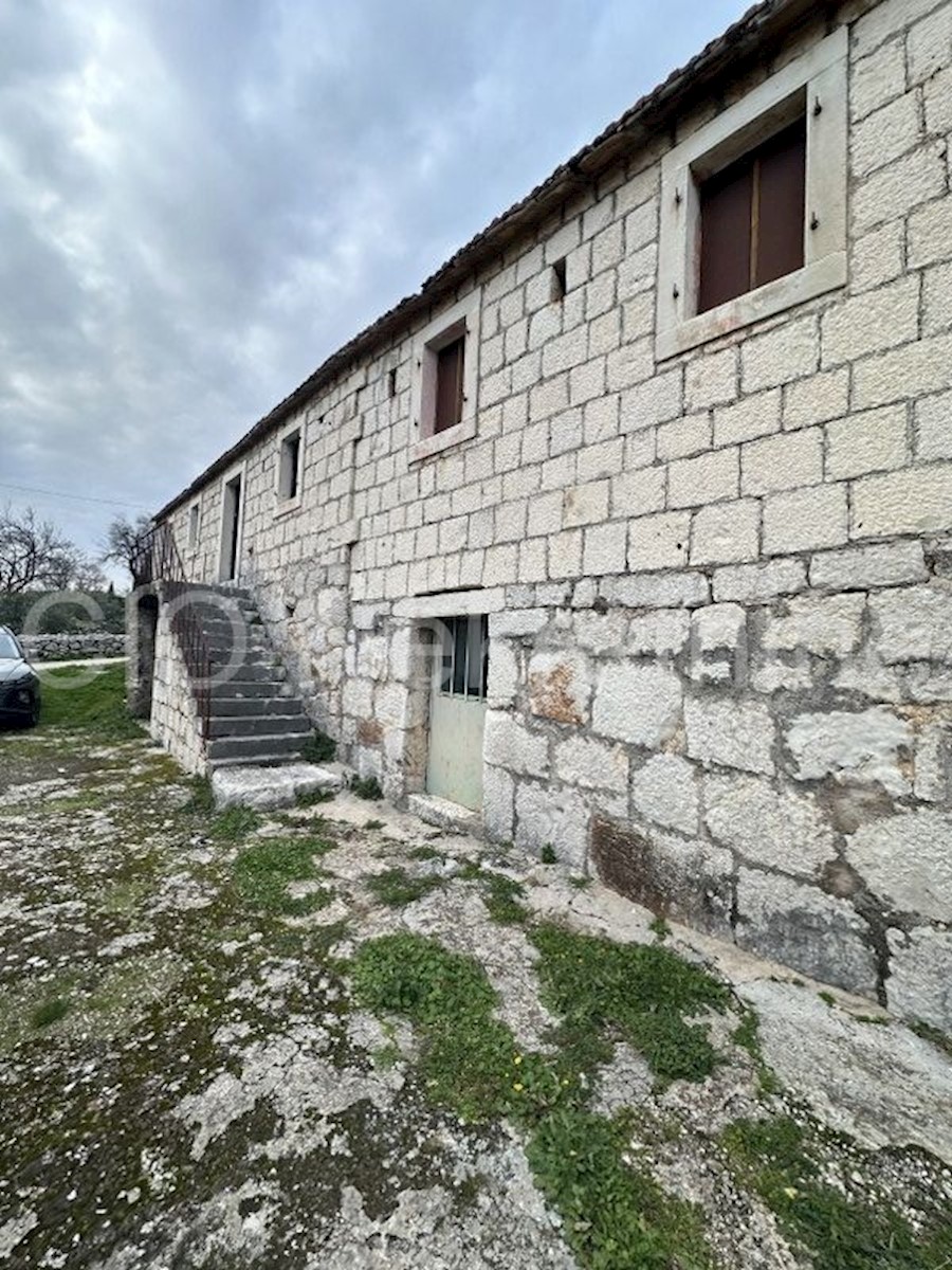 Casa In vendita - SPLITSKO-DALMATINSKA MARINA