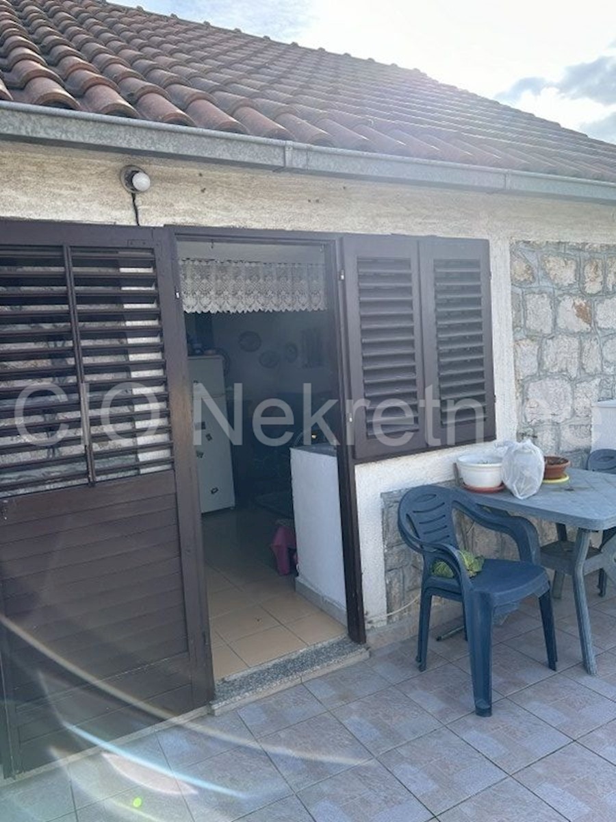 Haus Zu verkaufen - SPLITSKO-DALMATINSKA DICMO