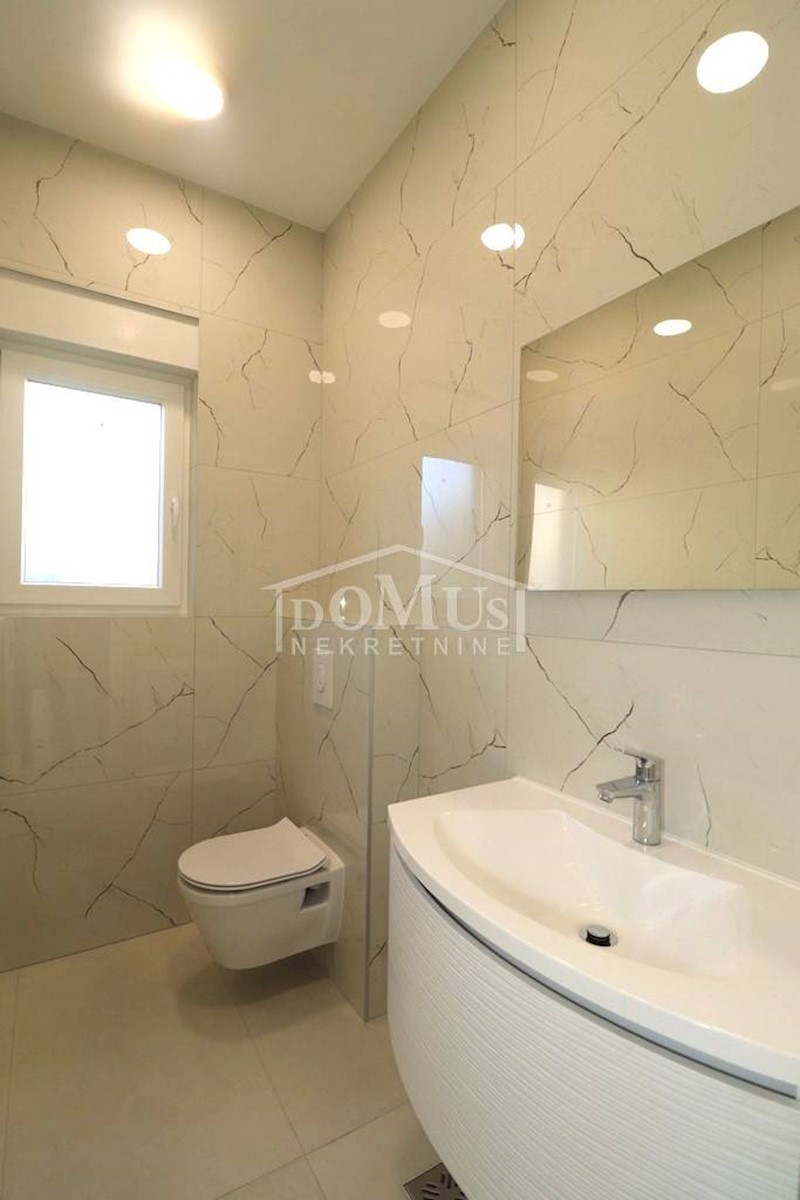 Apartmán Na predaj - ŠIBENSKO-KNINSKA VODICE