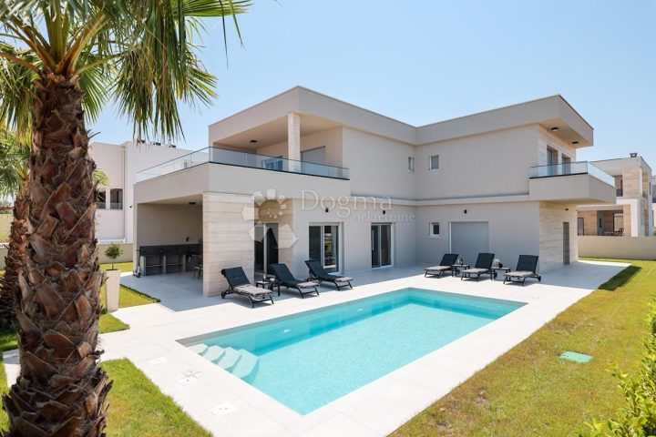 Casa in vendita 263 m² – Nin