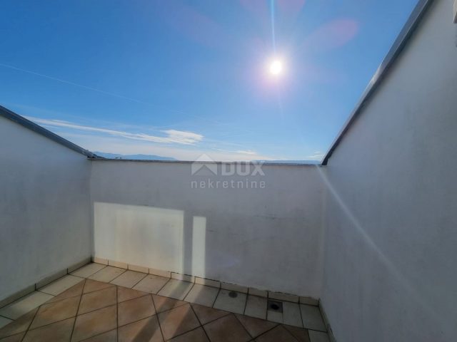 Flat for sale 158 m² – Novi Vinodolski