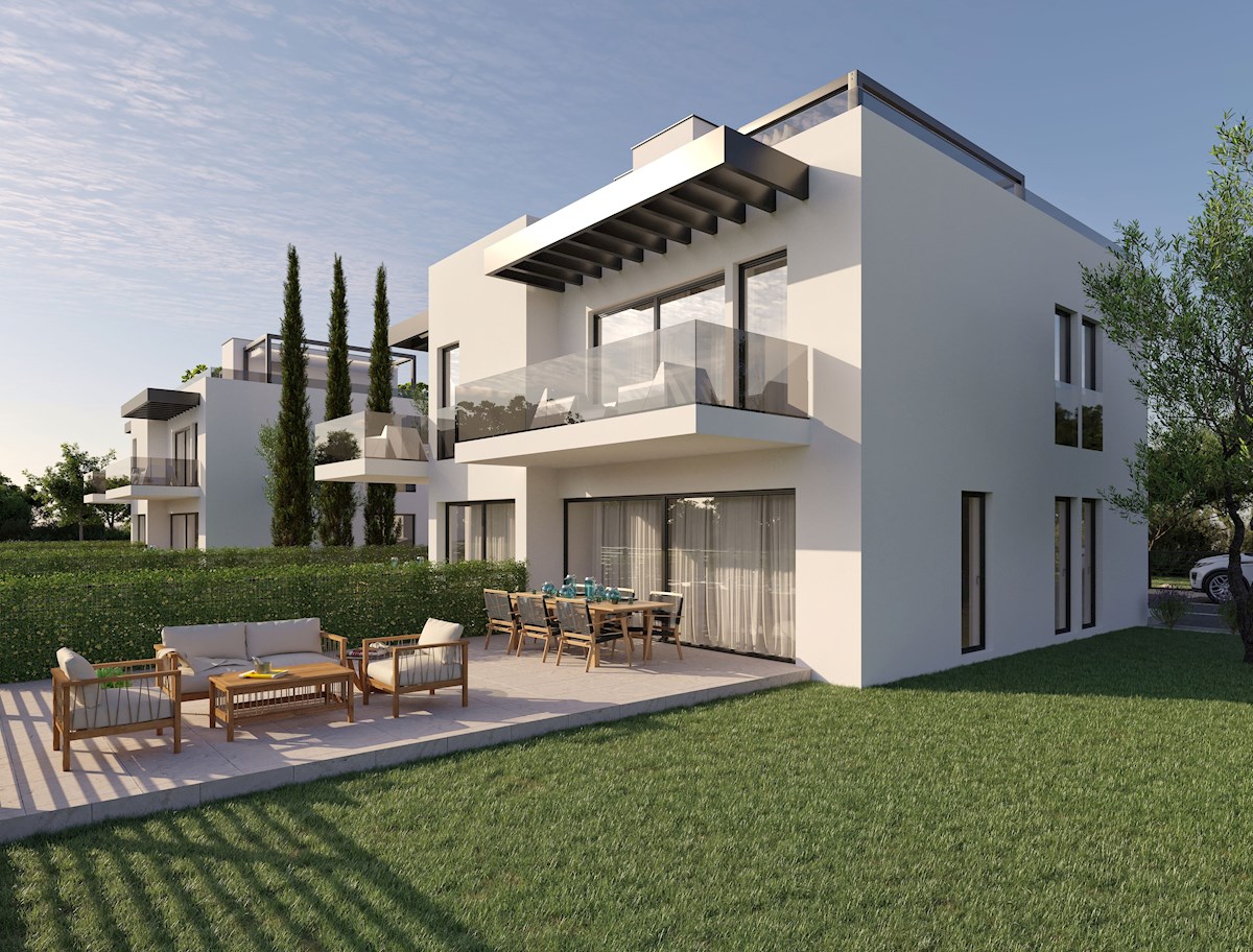 Haus Zu verkaufen - ISTARSKA NOVIGRAD