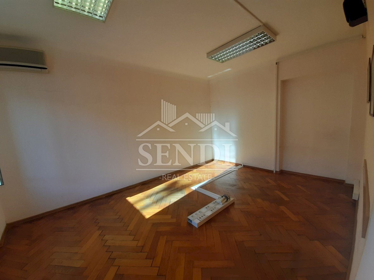 Business premises For rent - PRIMORSKO-GORANSKA RIJEKA