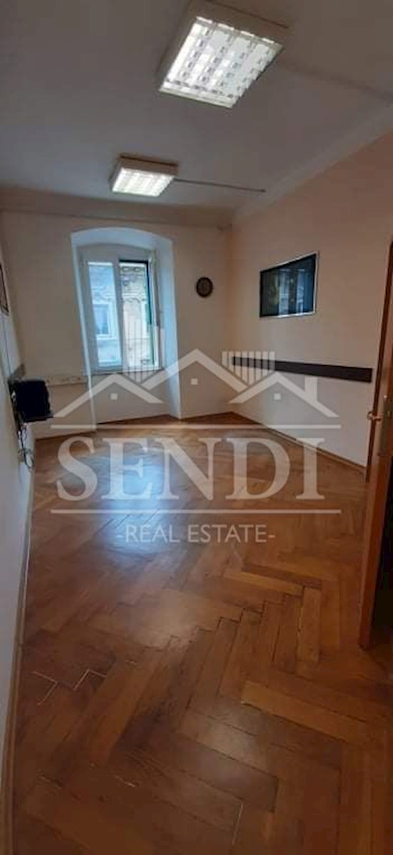 Business premises For rent - PRIMORSKO-GORANSKA RIJEKA