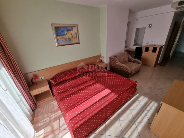 Locaux commerciaux à vendre 583 m² – Novi Vinodolski