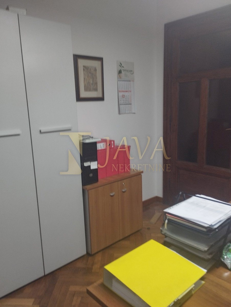 Locaux commerciaux À louer - Primorsko-goranska Rijeka - foto 2/14