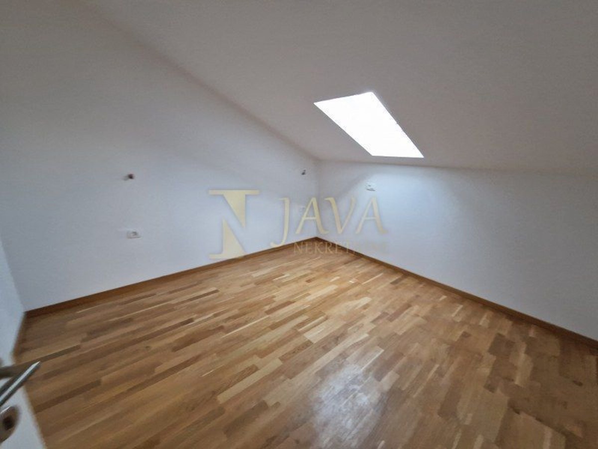 Flat For sale - PRIMORSKO-GORANSKA KRK