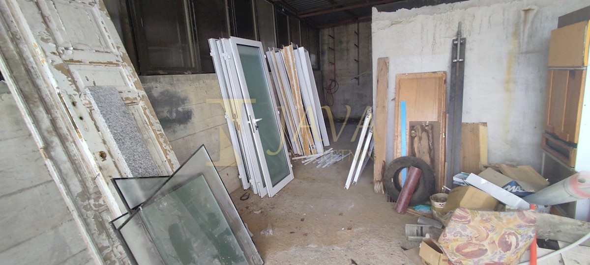 Poslovni prostori Za najem - PRIMORSKO-GORANSKA VIŠKOVO