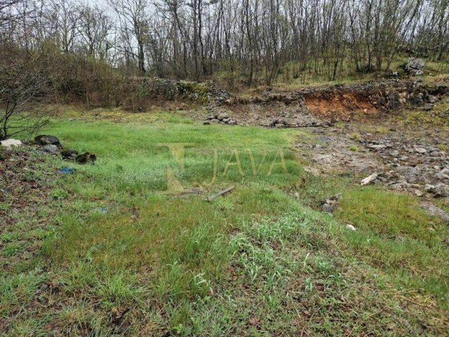 Pozemok na predaj 1982 m² – Saršoni