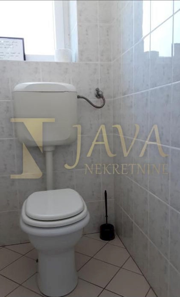 Mieszkanie Na sprzedaż - PRIMORSKO-GORANSKA NOVI VINODOLSKI