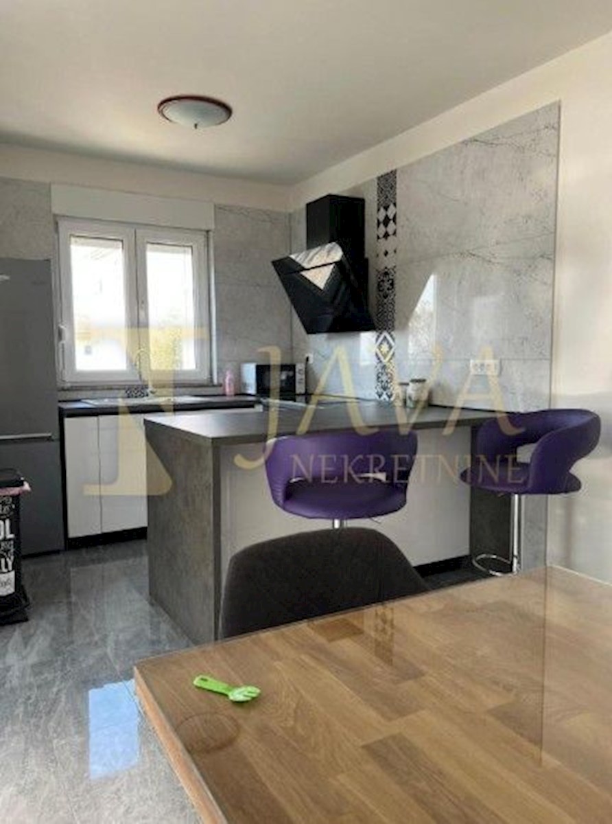 Flat For sale - PRIMORSKO-GORANSKA KOSTRENA