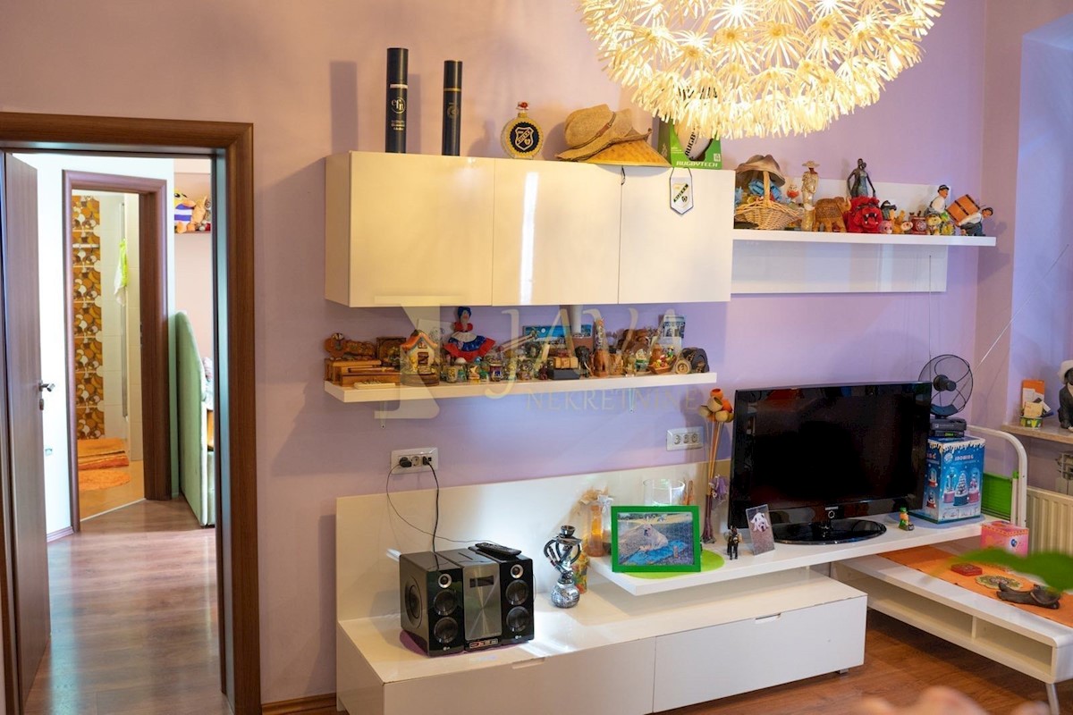 Apartma Na predaj - PRIMORSKO-GORANSKA RIJEKA