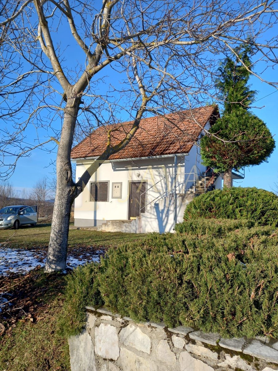 Kuća Na prodaju - LIČKO-SENJSKA PLITVIČKA JEZERA