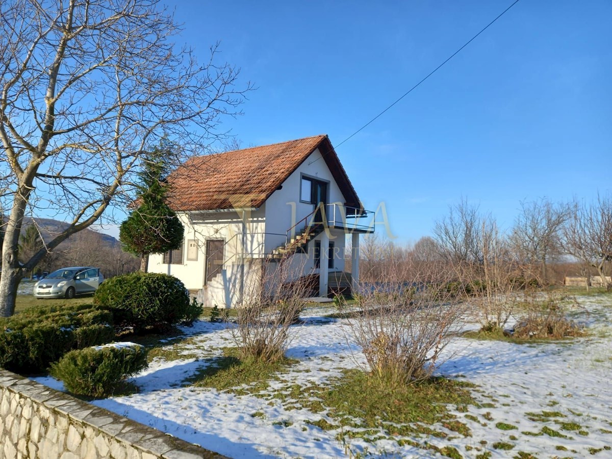 Casa In vendita - LIČKO-SENJSKA PLITVIČKA JEZERA