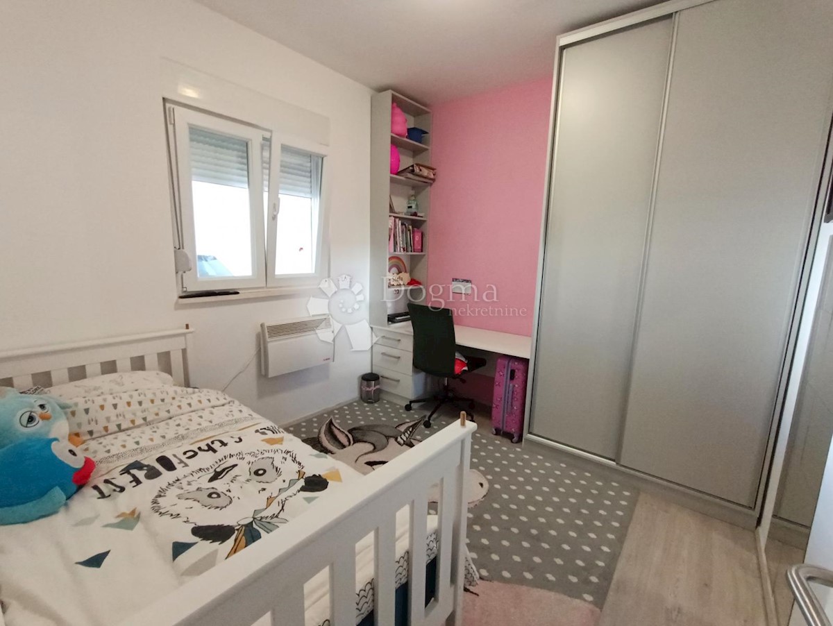 Apartment Zu verkaufen - SPLITSKO-DALMATINSKA PODSTRANA