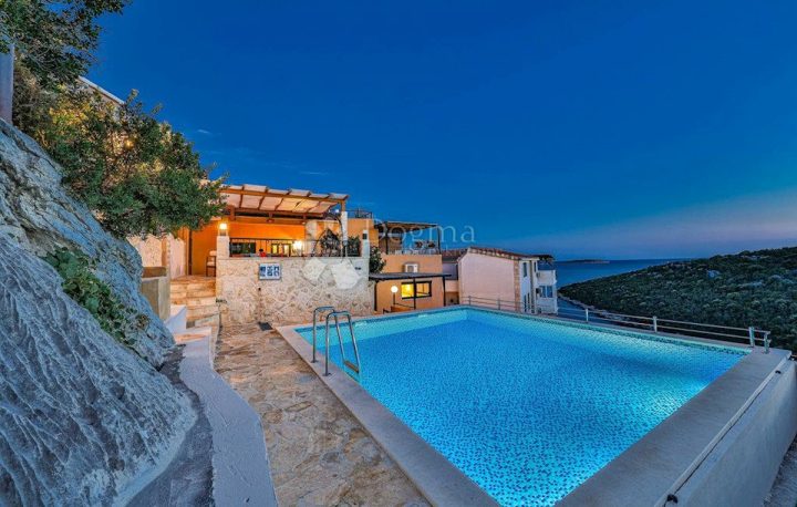 Casa in vendita 136 m² – Vinišće