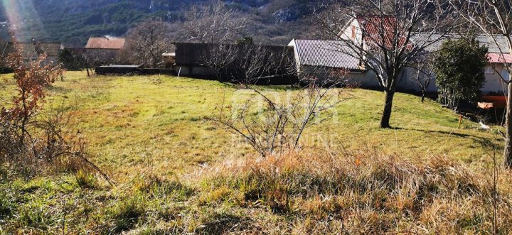 Pozemok na predaj 700 m² – Bribir