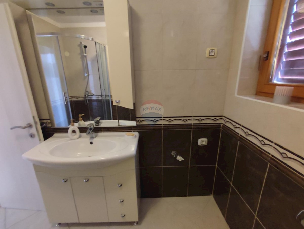 Apartmán Na predaj - PRIMORSKO-GORANSKA KRK