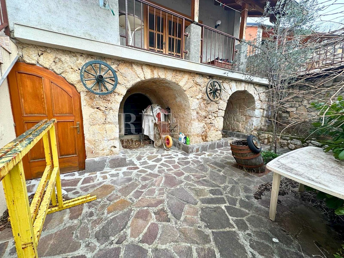 Kuća Na prodaju - PRIMORSKO-GORANSKA VINODOLSKA OPĆINA