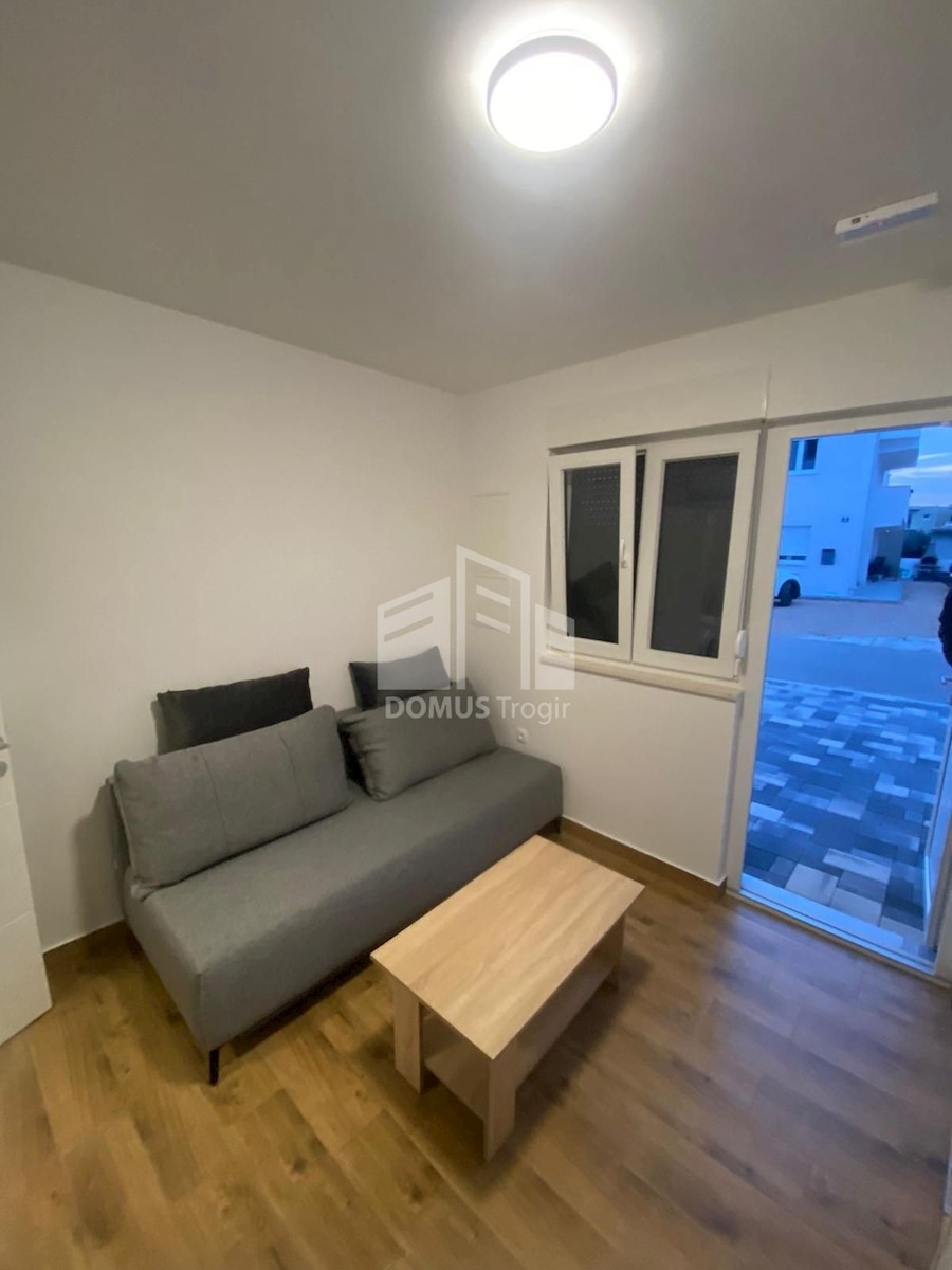 Apartma Na predaj - SPLITSKO-DALMATINSKA KAŠTELA