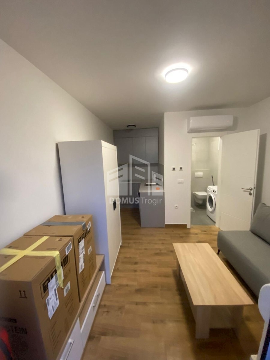 Apartma Na predaj - SPLITSKO-DALMATINSKA KAŠTELA