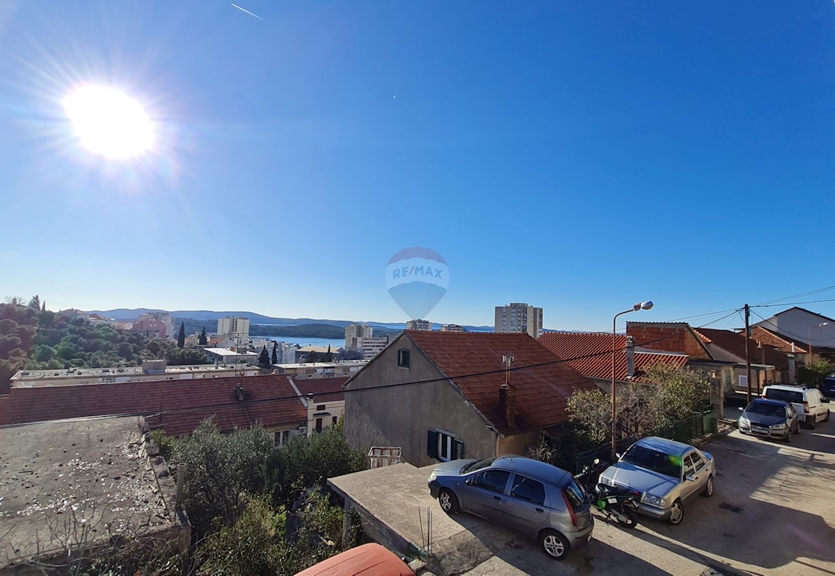 Kuća Na prodaju - ŠIBENSKO-KNINSKA ŠIBENIK