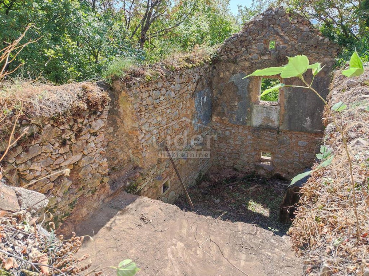 Dom Na predaj - PRIMORSKO-GORANSKA BAKAR