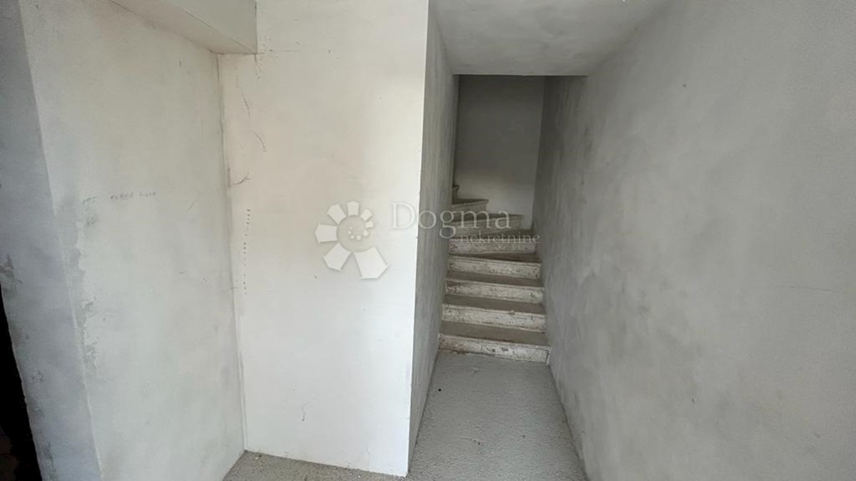 House For sale - ISTARSKA PIĆAN