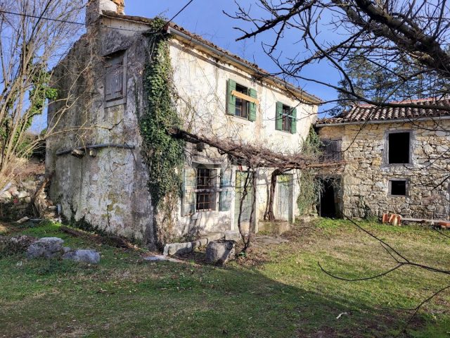 Kuća na prodaju – Hum