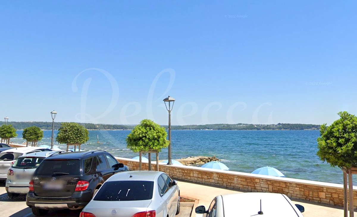 Business premises For sale - ISTARSKA NOVIGRAD