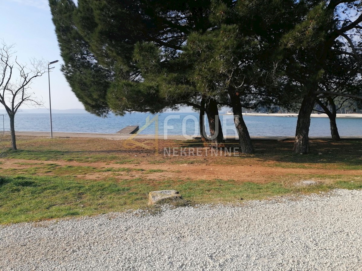 Land For sale - ISTARSKA Pula